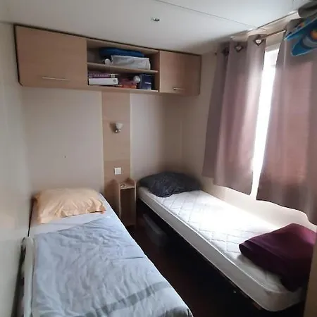 Mobile La Yole 4 Etoiles Au Calme 6 Personnes Kamp alanı *